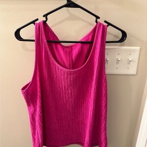 Pink tank top